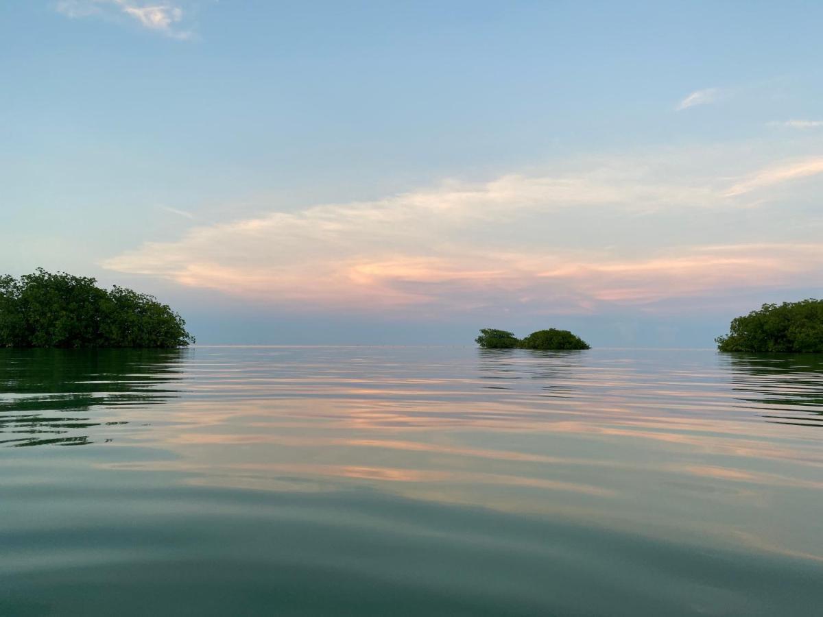 Shaka Caye All Inclusive Resort Belize City Exteriör bild